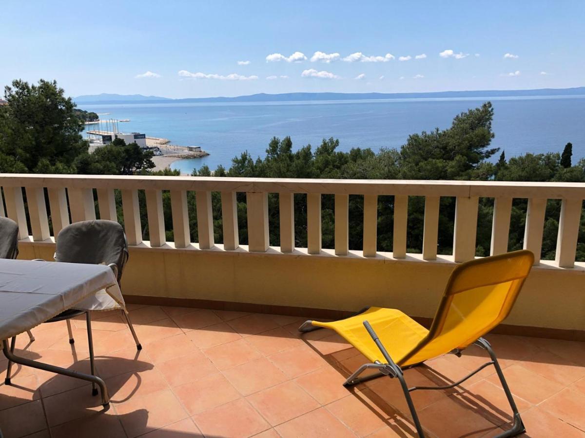 Villa Rosso Baska Voda Exterior photo