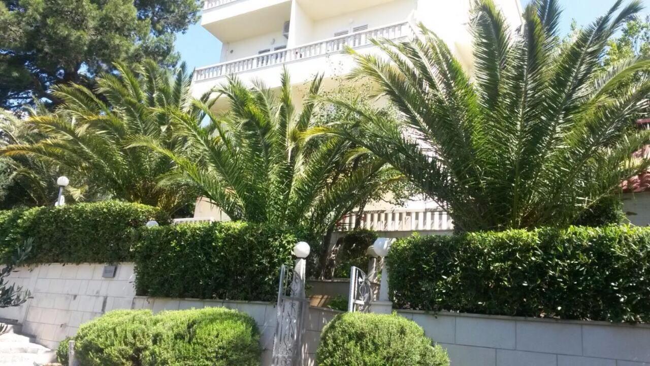 Villa Rosso Baska Voda Exterior photo