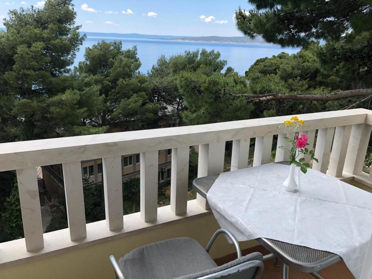 Villa Rosso Baska Voda Exterior photo
