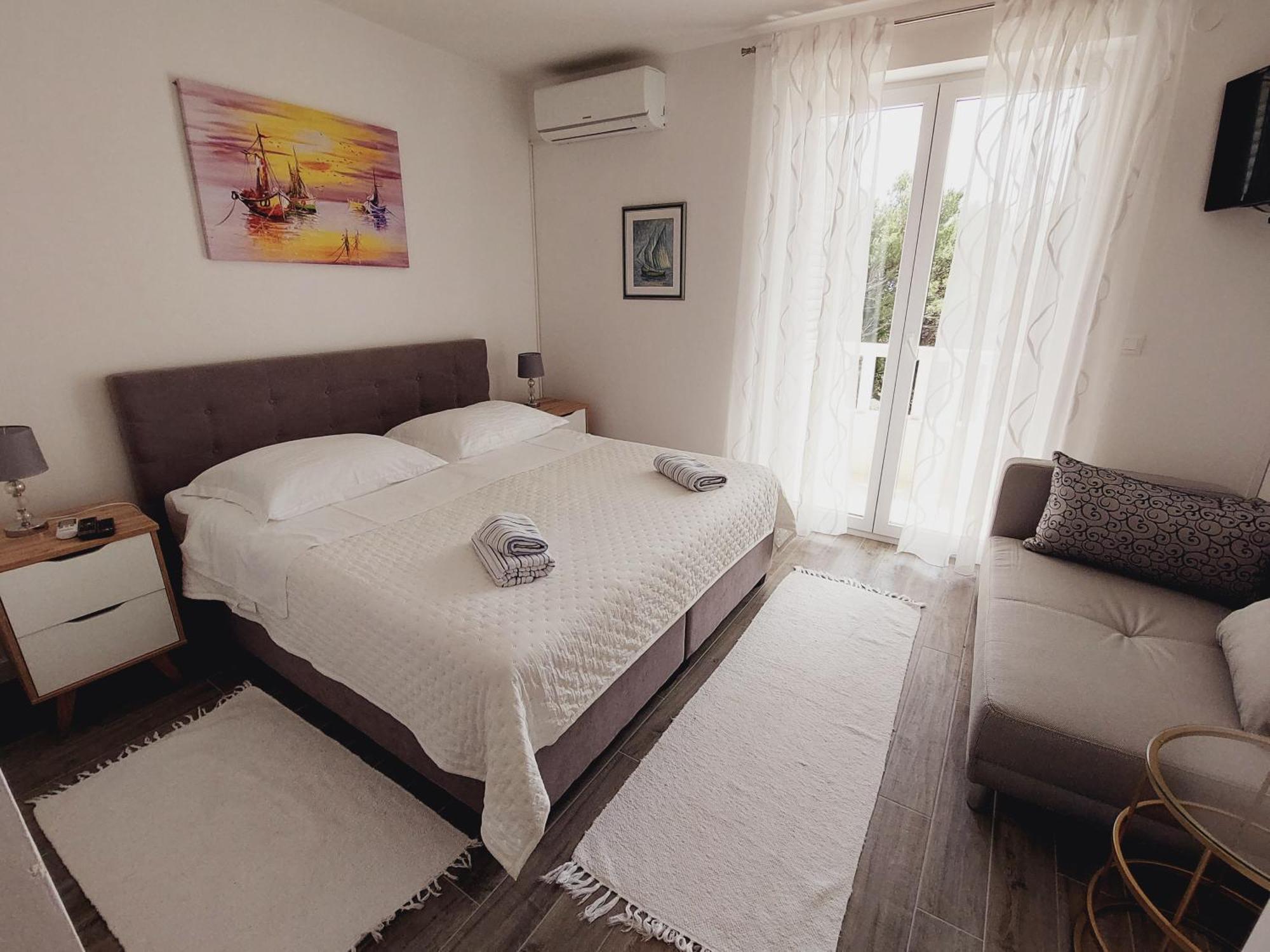 Villa Rosso Baska Voda Room photo