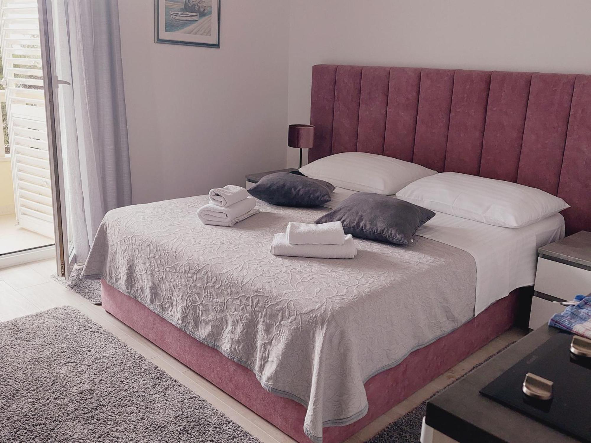 Villa Rosso Baska Voda Room photo